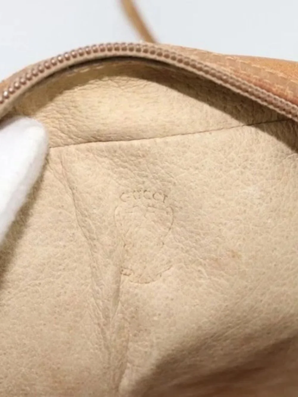 GUCCI Micro GG Supreme Shoulder Bag PVC Beige Gold Auth ka4395
